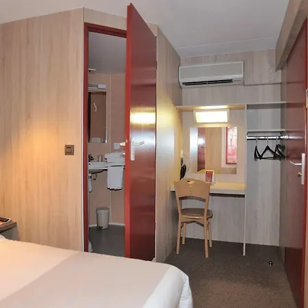 Hotel 4 Saisons *